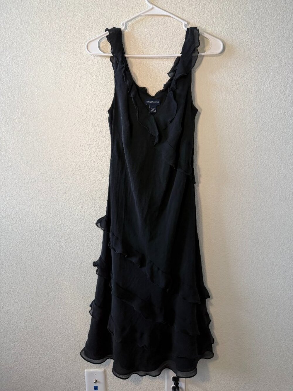 Vintage Ann Taylor Silk Coquette Ruffle Cocktail Dress Sz 8